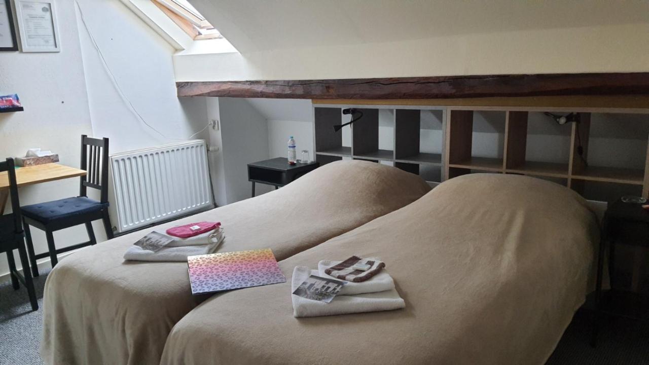 La Fermette Blanche Bed and Breakfast Nadrin Εξωτερικό φωτογραφία
