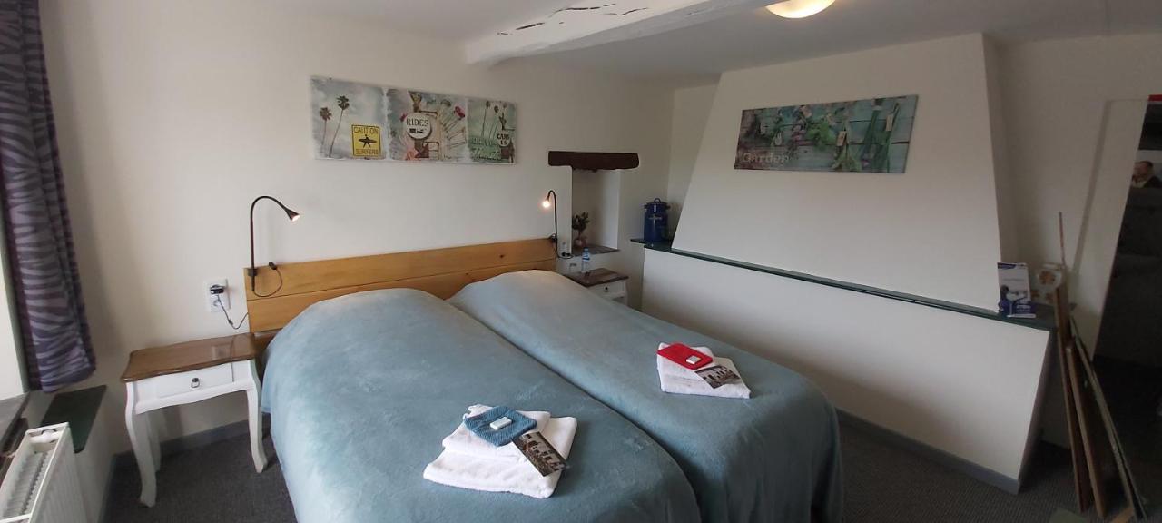 La Fermette Blanche Bed and Breakfast Nadrin Εξωτερικό φωτογραφία