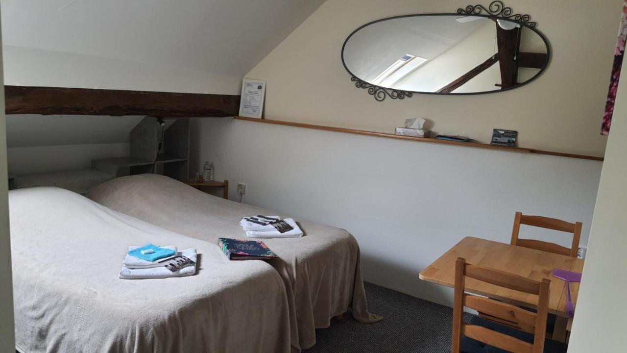 La Fermette Blanche Bed and Breakfast Nadrin Εξωτερικό φωτογραφία