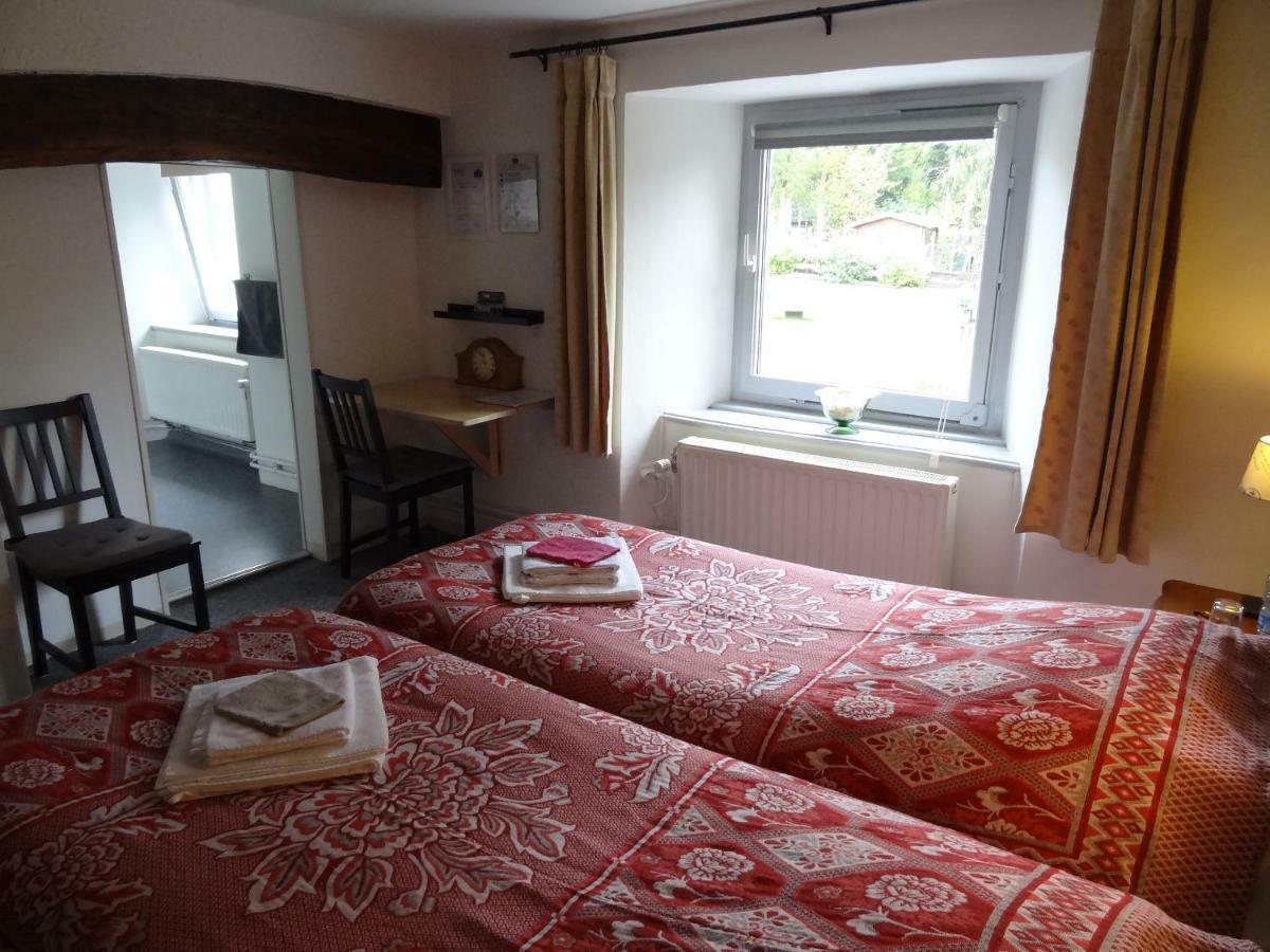 La Fermette Blanche Bed and Breakfast Nadrin Εξωτερικό φωτογραφία