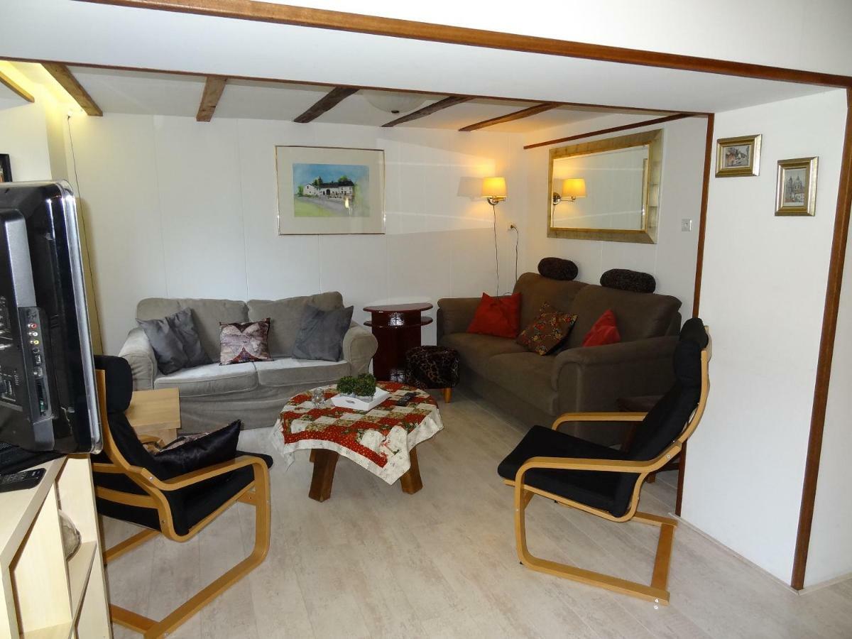 La Fermette Blanche Bed and Breakfast Nadrin Εξωτερικό φωτογραφία