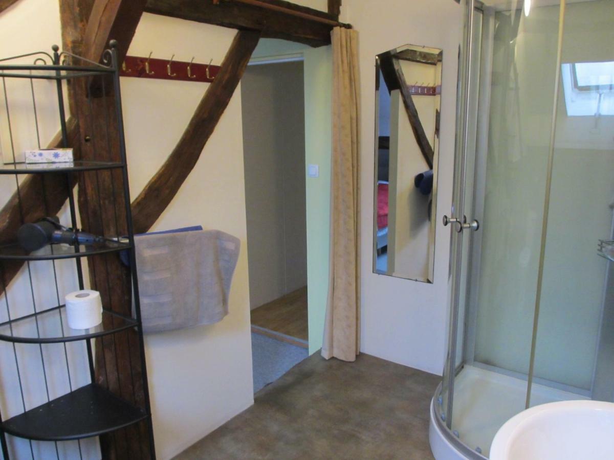 La Fermette Blanche Bed and Breakfast Nadrin Εξωτερικό φωτογραφία